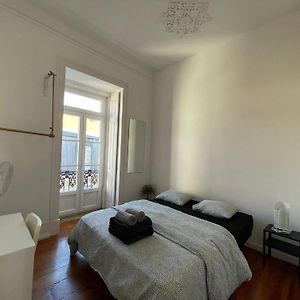 Camera grande con letto king size